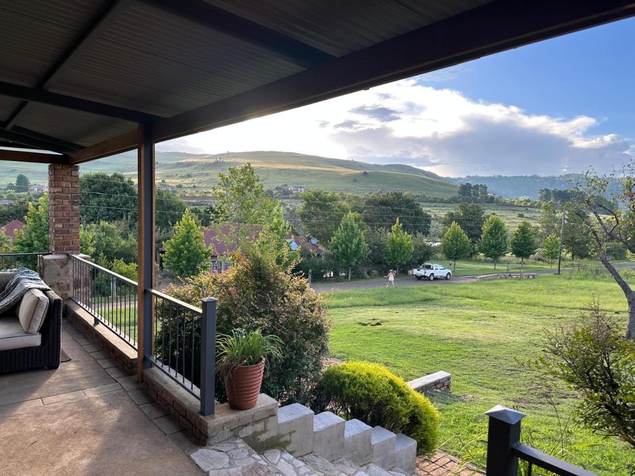 Stone Creek Mountain Lodge Dullstroom Exterior photo